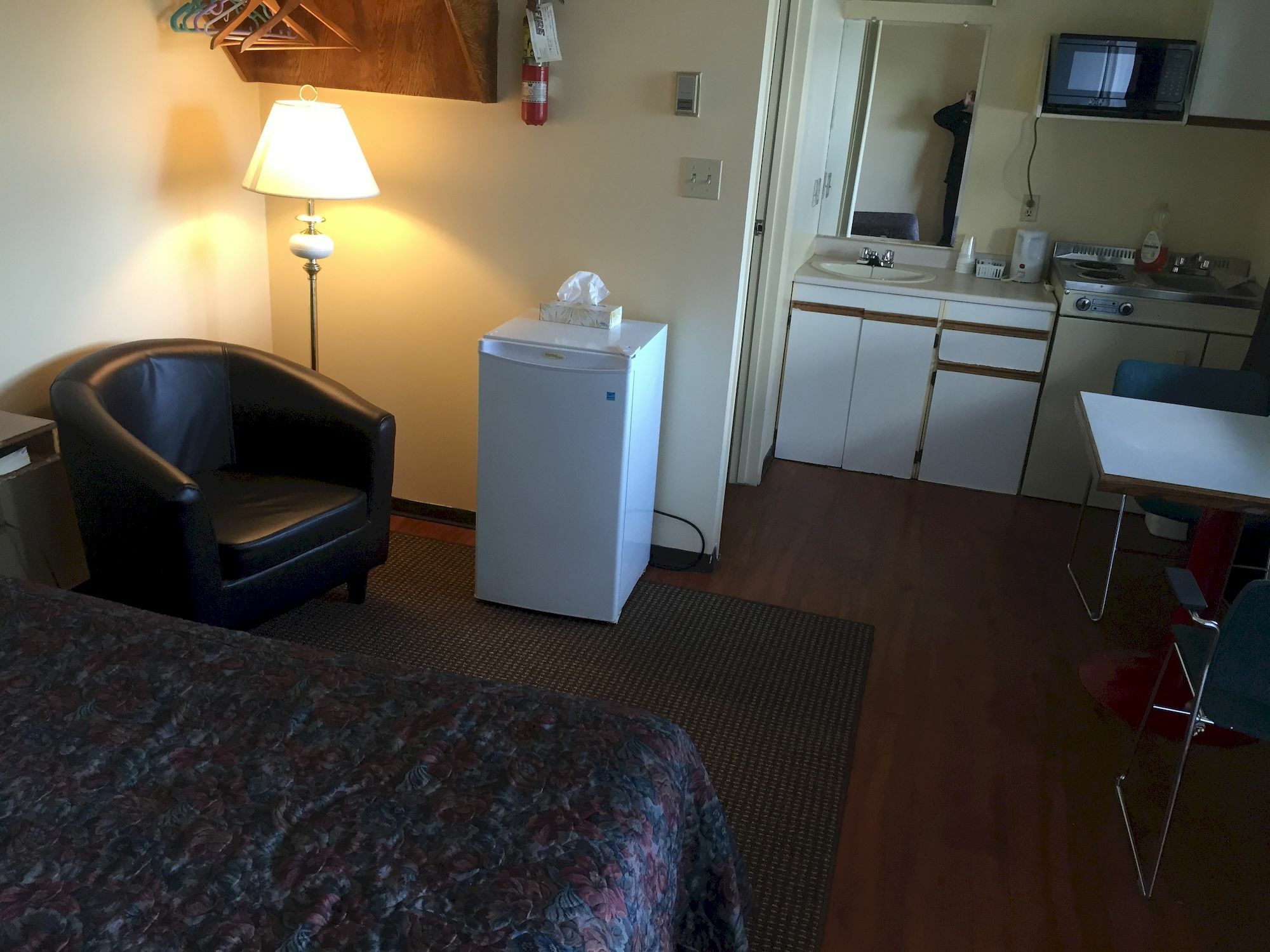 Northern Lites Motel Yellowknife Εξωτερικό φωτογραφία